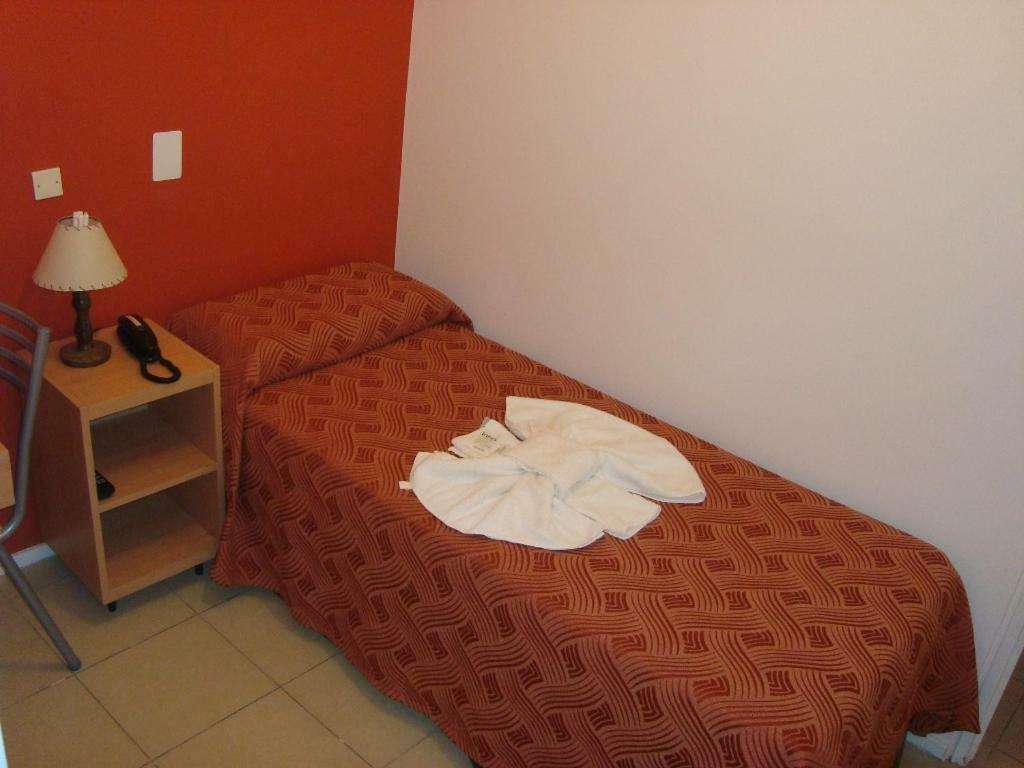 Hotel Siena Буенос Айрес Стая снимка